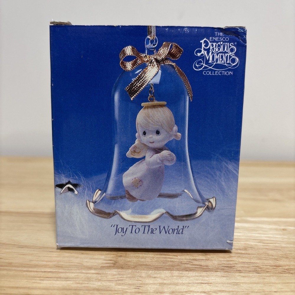 Enesco Precious Moments "Joy‎ To The World" Glass Bell Ornament #301582A in box